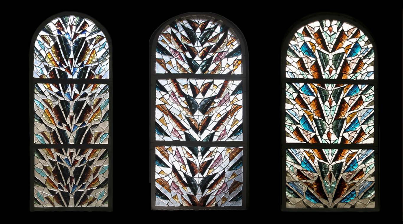 Vitraux en dalle de verre réalisés pour l'Abbaye du Pesquié à Foix en Ariège